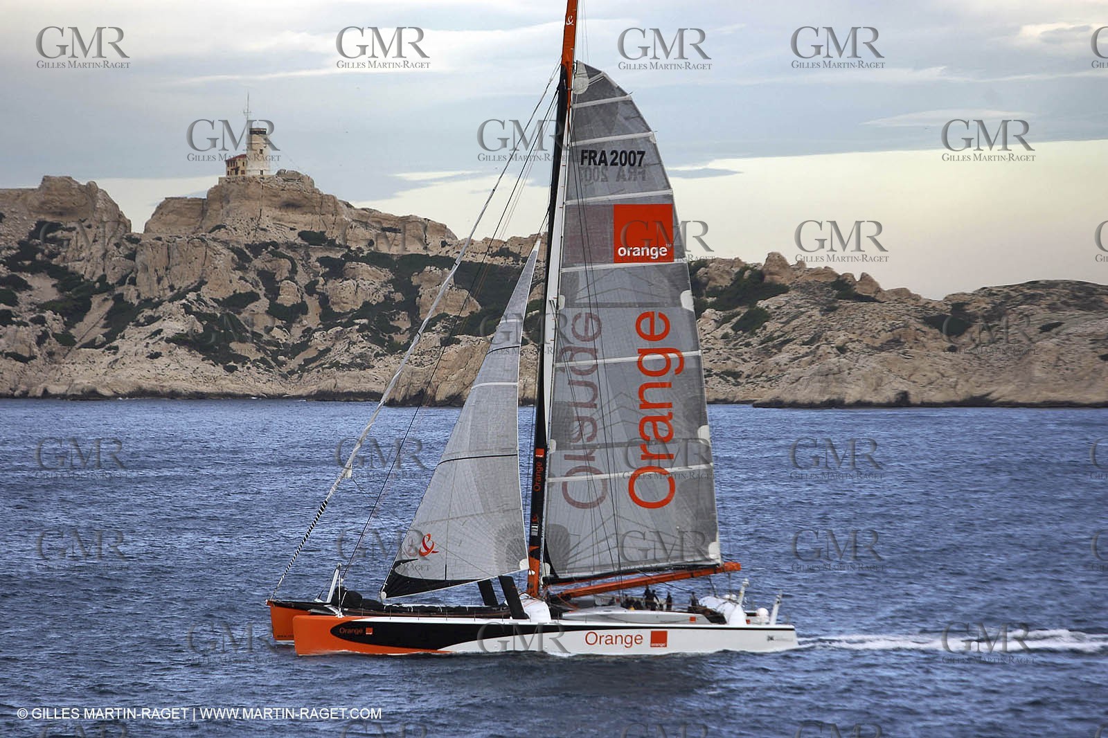 Orange II - 2004 Mediterranée Record - Start off Marseilles