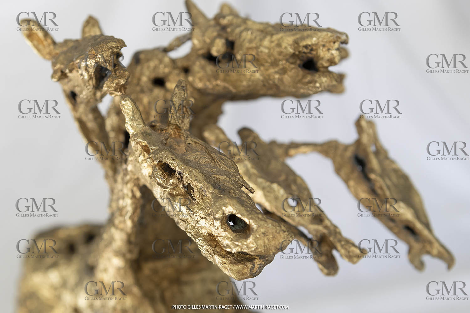 12 02 2020, Marseille (FRA,13), Oeuvre de Germaine Richier, Le Cheval à six têtes, petit 1955 ou 1956, Bronze naturel nettoyé, Numéroté Epreuve d'artiste, fondeur : L. Thinot, Paris, 35,5 x 38 x 18 cm, Collection particulière