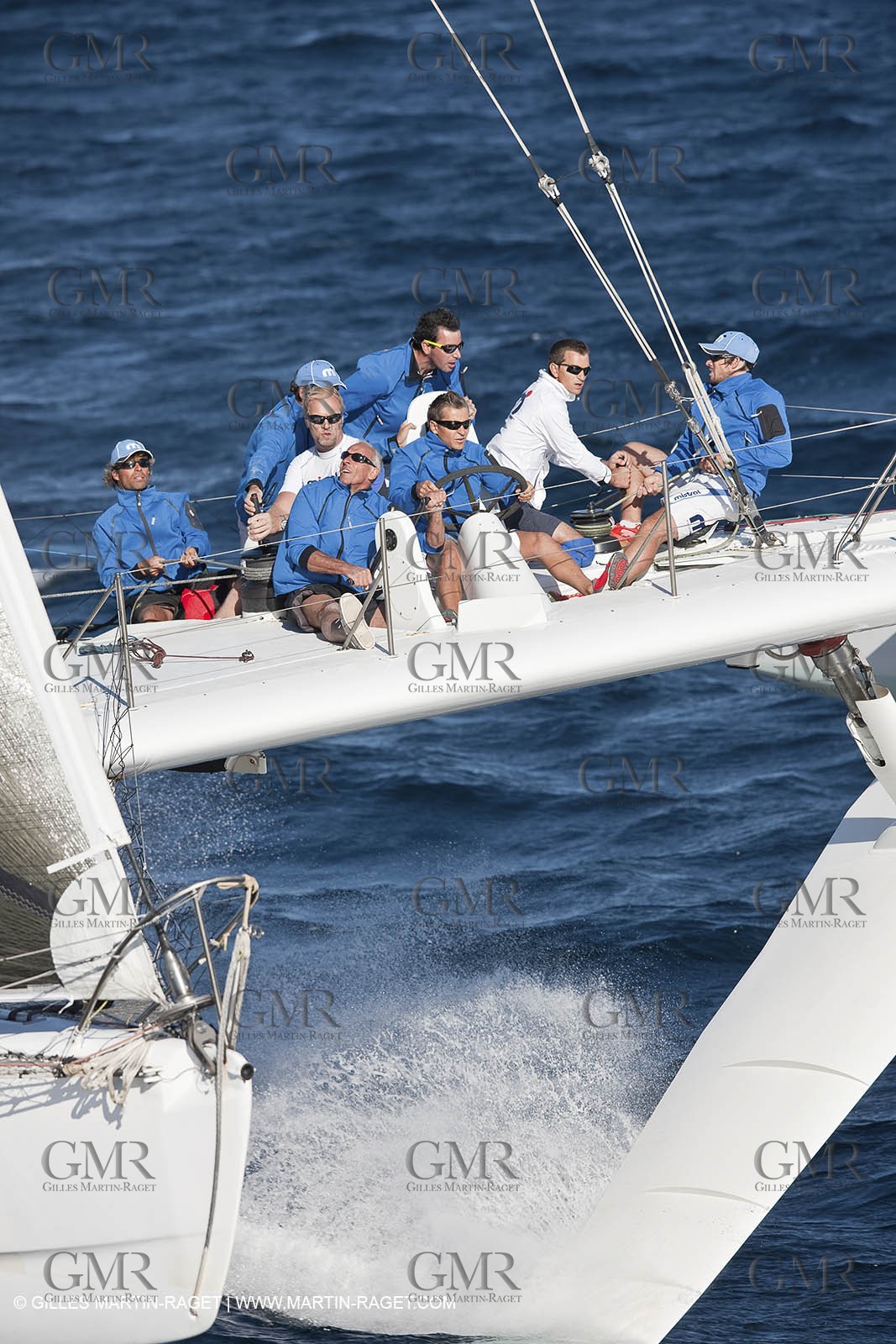 05 09 2009 - Hyères (FRA, 83) Hydroptère beat the overal sailing speed record with a run at 51,36 knts ( subjet to ratification by WSSRC)