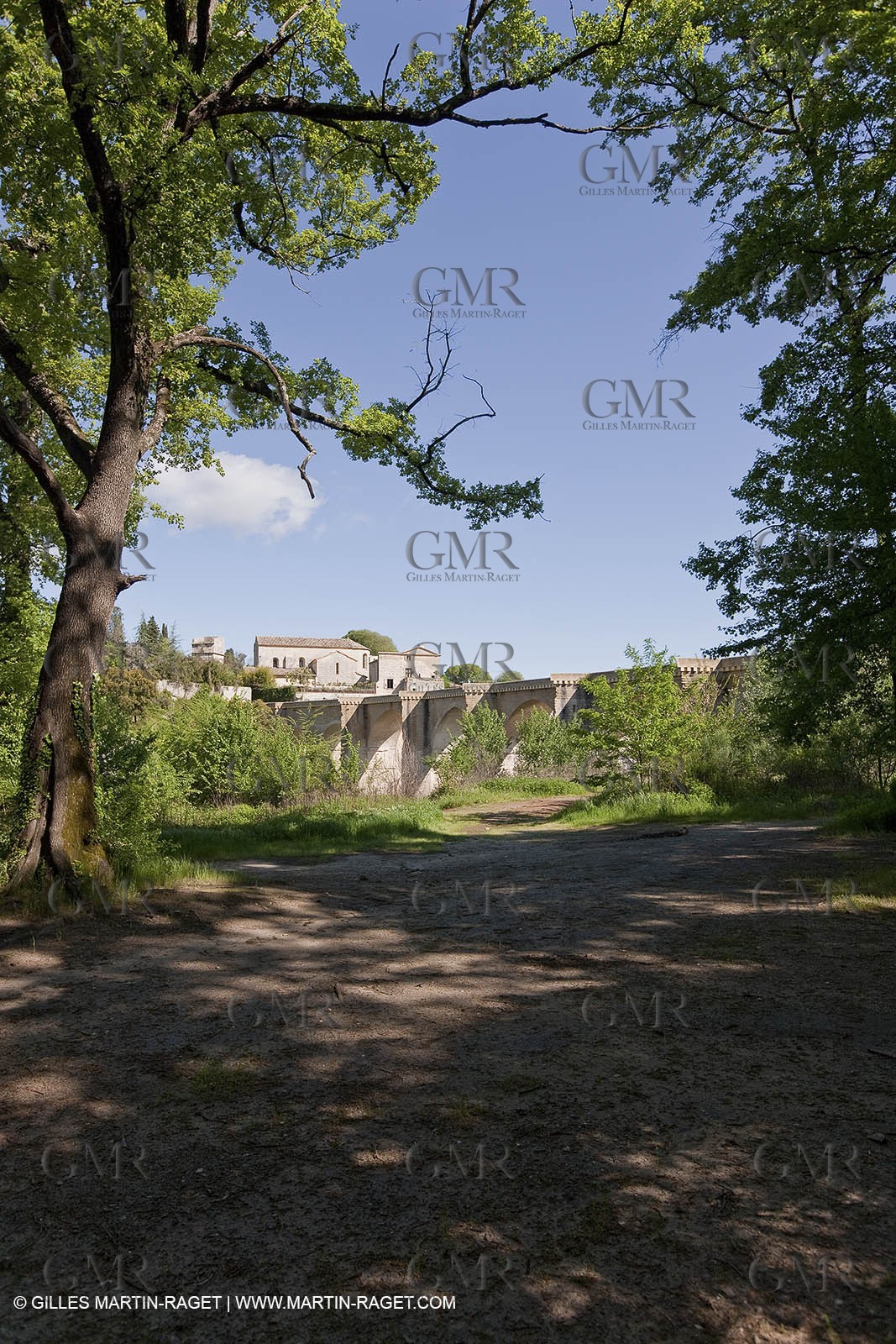 28 04 2009 - Ste Anastasie (FRA, 30) - Atlas Nîmes Métropole - campagne 2009 - Pont Saint Nicolas