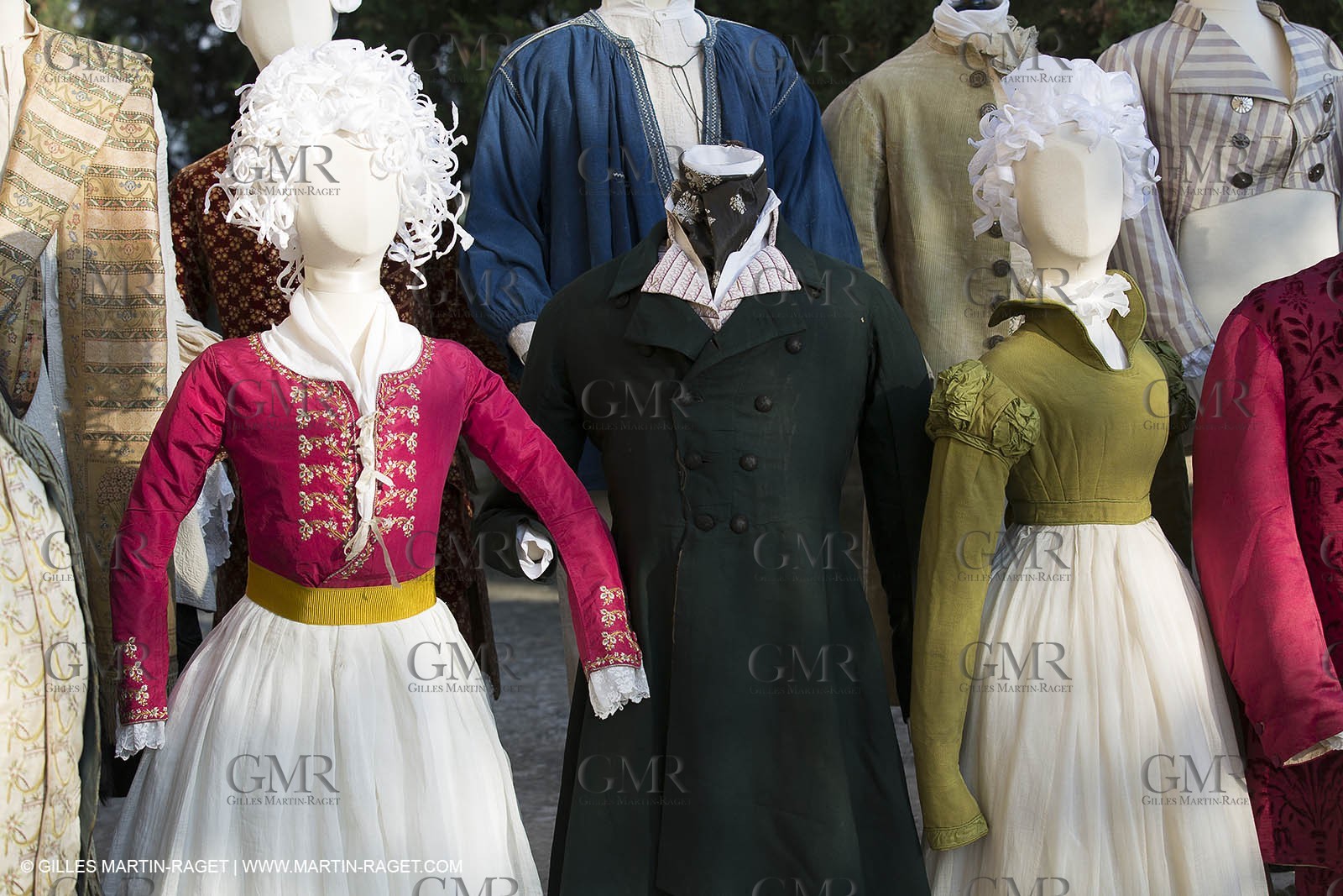 31 10 2013 - Ansouis (FRA,84) - Ansouis castle - Costumes of the exhibit Men costumes