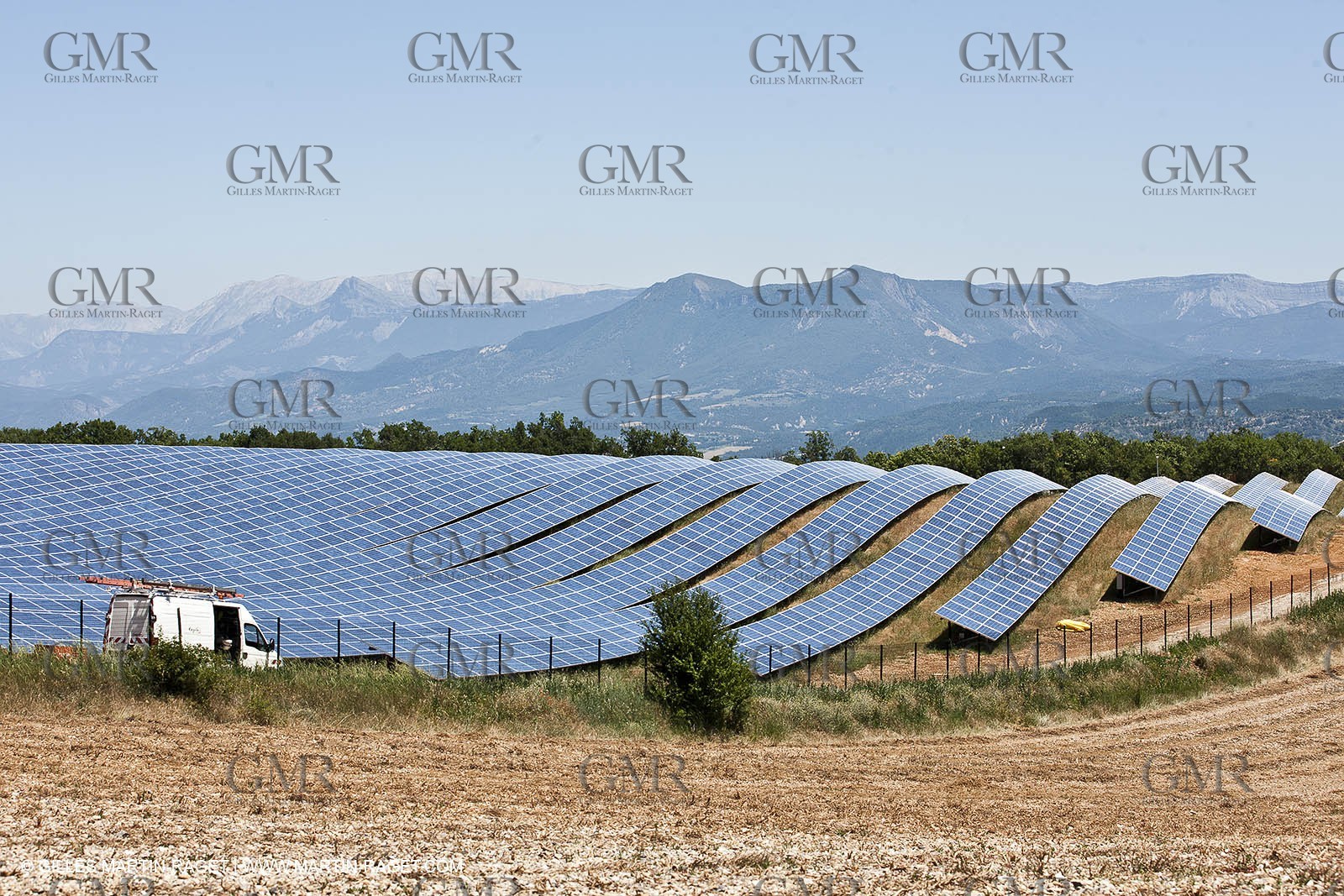 27 06 2011 - Puimichel (FRA, 04) - Solar far des Mées