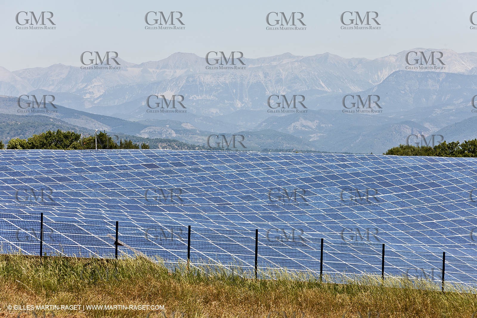 27 06 2011 - Puimichel (FRA, 04) Ferme solaire des Mées