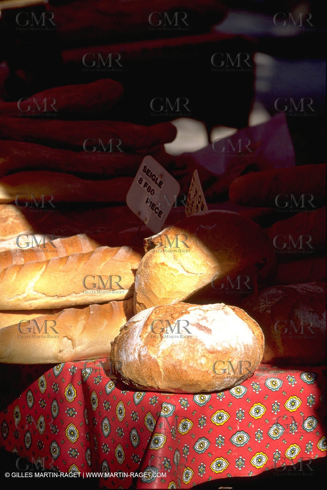 Arles - saturday market