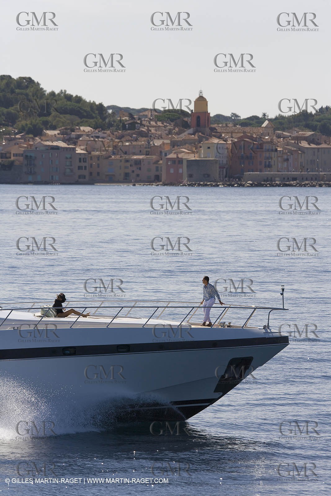 06 09 2007 - Saint Tropez (FRA, 83) - Superyachts - Motoryachts - Mangusta 92 Triple Fun in Saint Tropez - Mooring at Club 55 at Pampelonne Beach