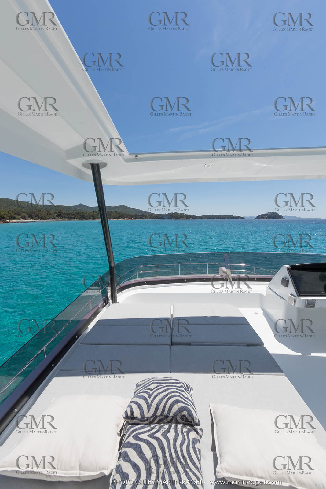 17 05 2017, Porquerolles (FRA,12), Fountaine-Pajot MY 44