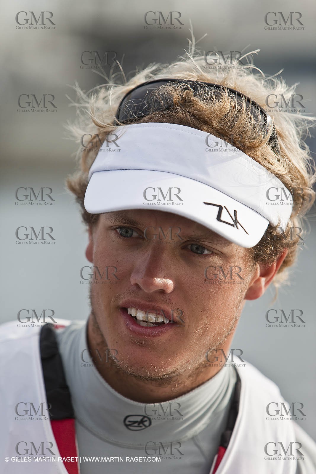 26-04-10 - Hyeres (FRA,83) - SOF 2010 - Tom BURTON