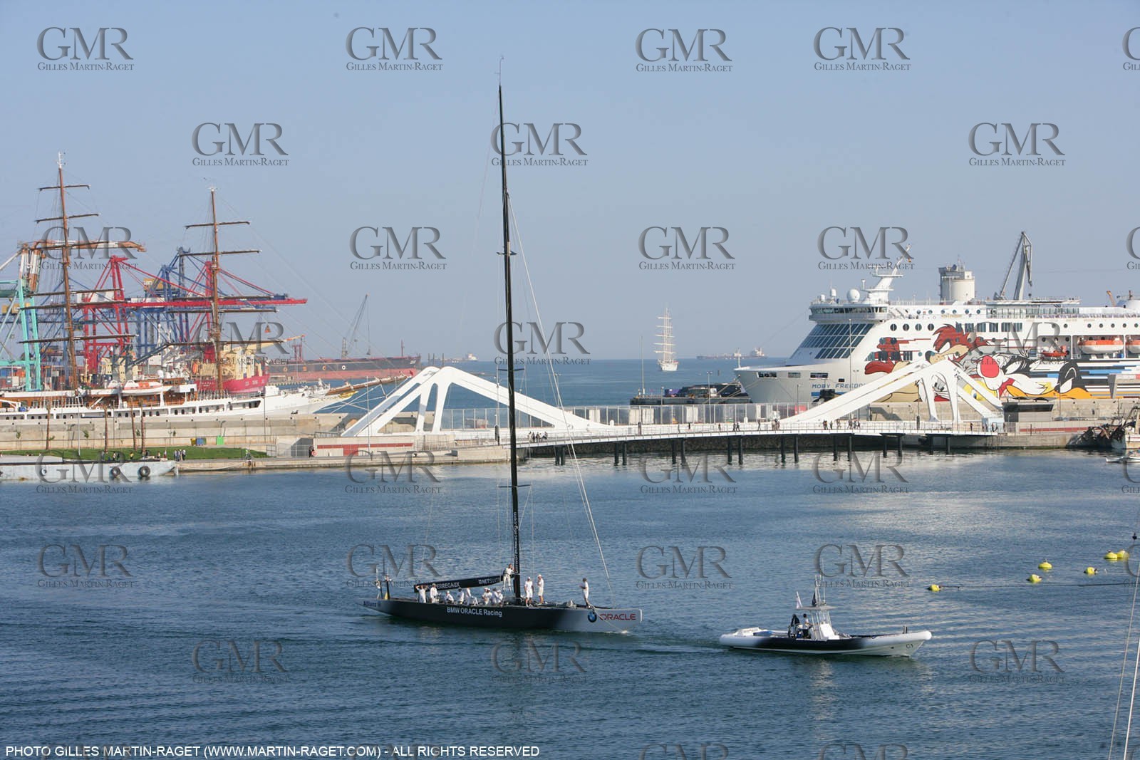 6 05 2007-Valencia (Spain)- 32nd America's Cup - Louis Vuitton Cup - RR2 - Day 8 - BMW ORACLE Racing