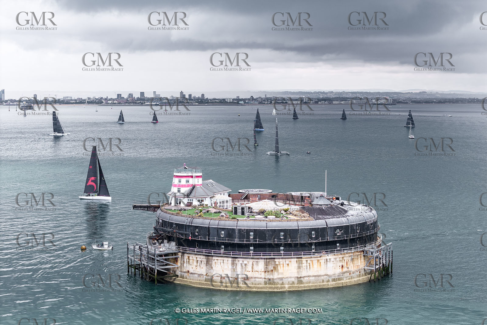 19 07 2025, Cowes (UK, IOW), Admiral's Cup 2025, Channel Race Start