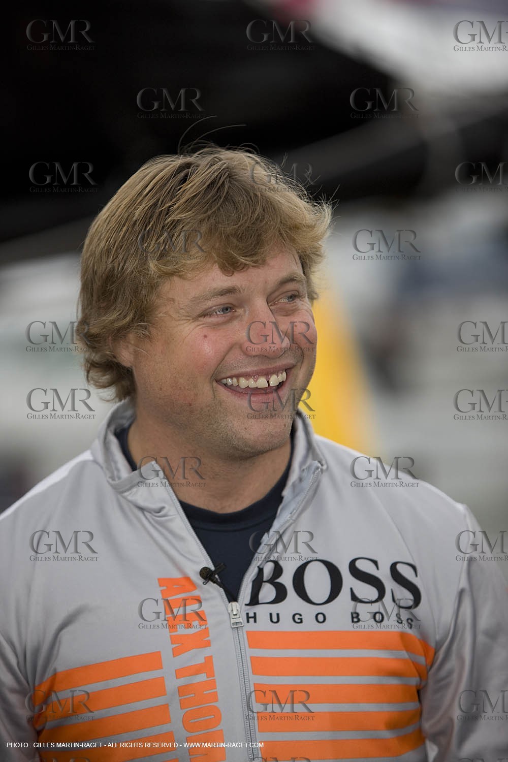 03 11 2008 - Les Sables d'Olonne (FRA,85) - Vendée Globe 2008 - Dockside ambiances - last moments with friends and family before the start