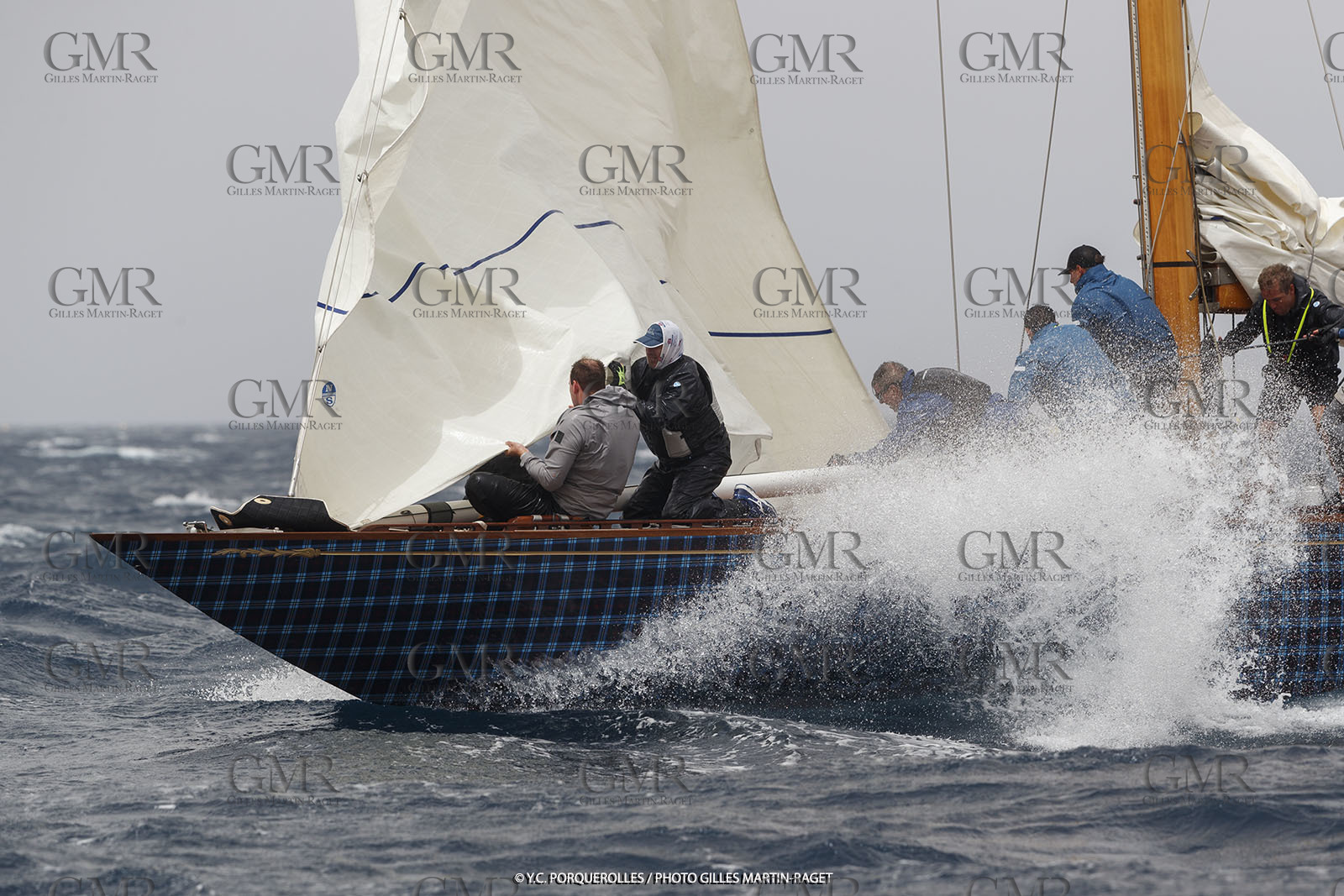 19 06 2024, Porquerolles Island (FRA), Championnat du monde des 12 m JI 2024, Race Day 1