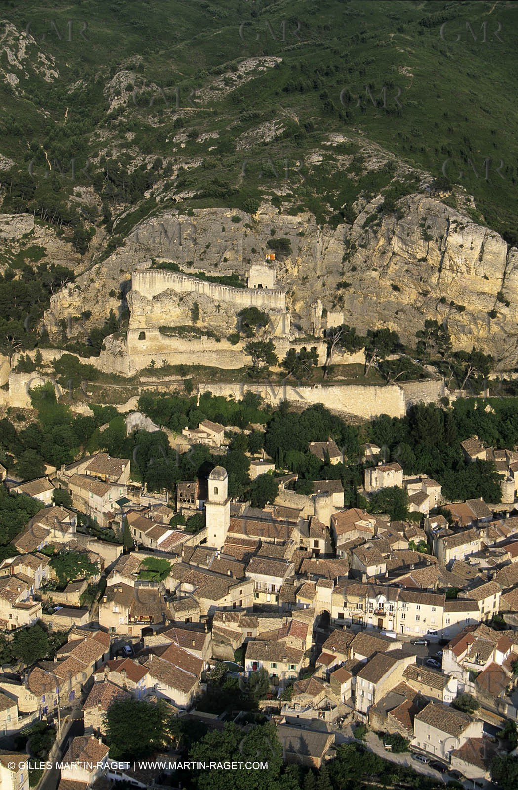 France, Provence, Villages des Alpilles, Boubon (FRA,13)