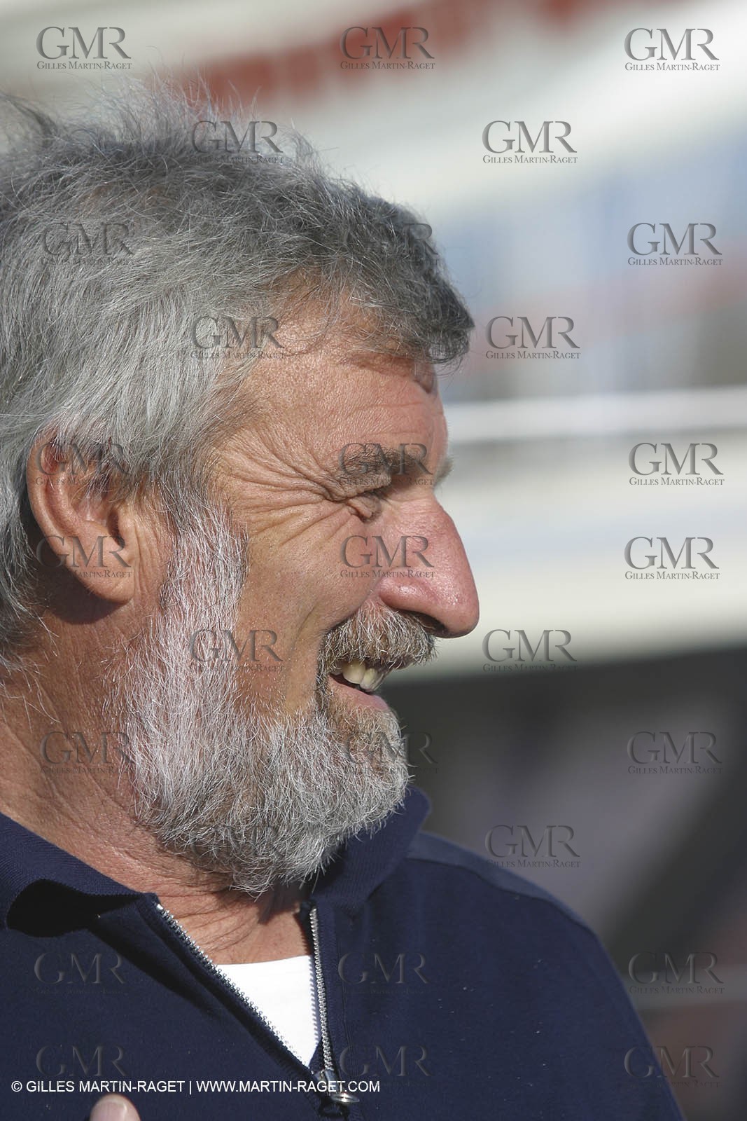 Round the world record wrong way - Adrien - Jean-Luc Van de Heede - Les Sables d'Olonne Start