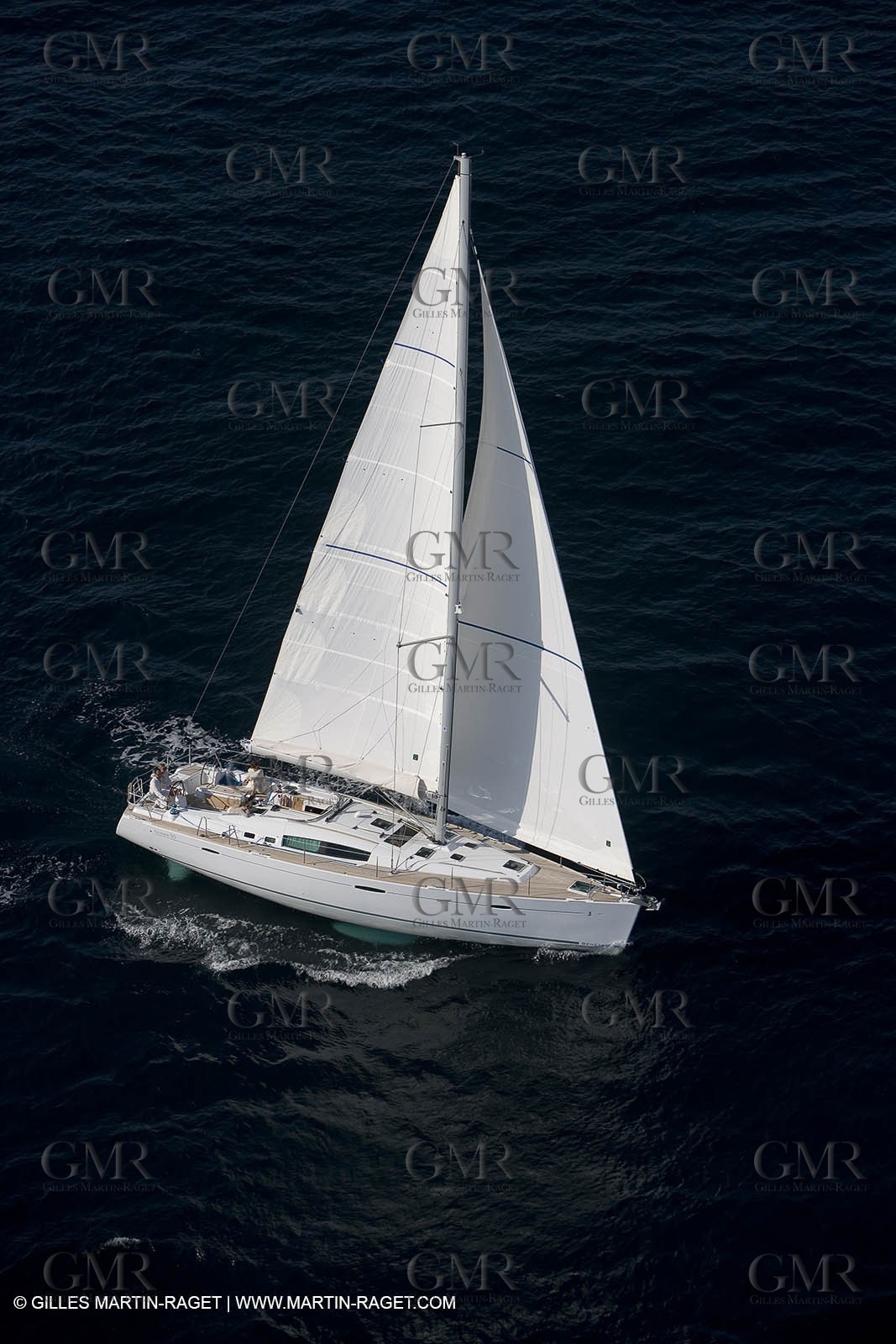 Monocoque de croisiere sous voile