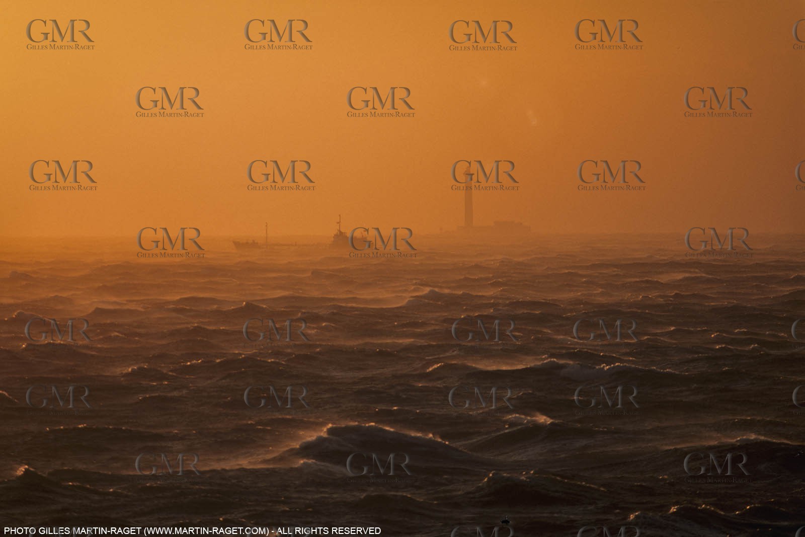 France, Provence, Marseille, Port de commerce, opérations portuaires, métiers de la mer