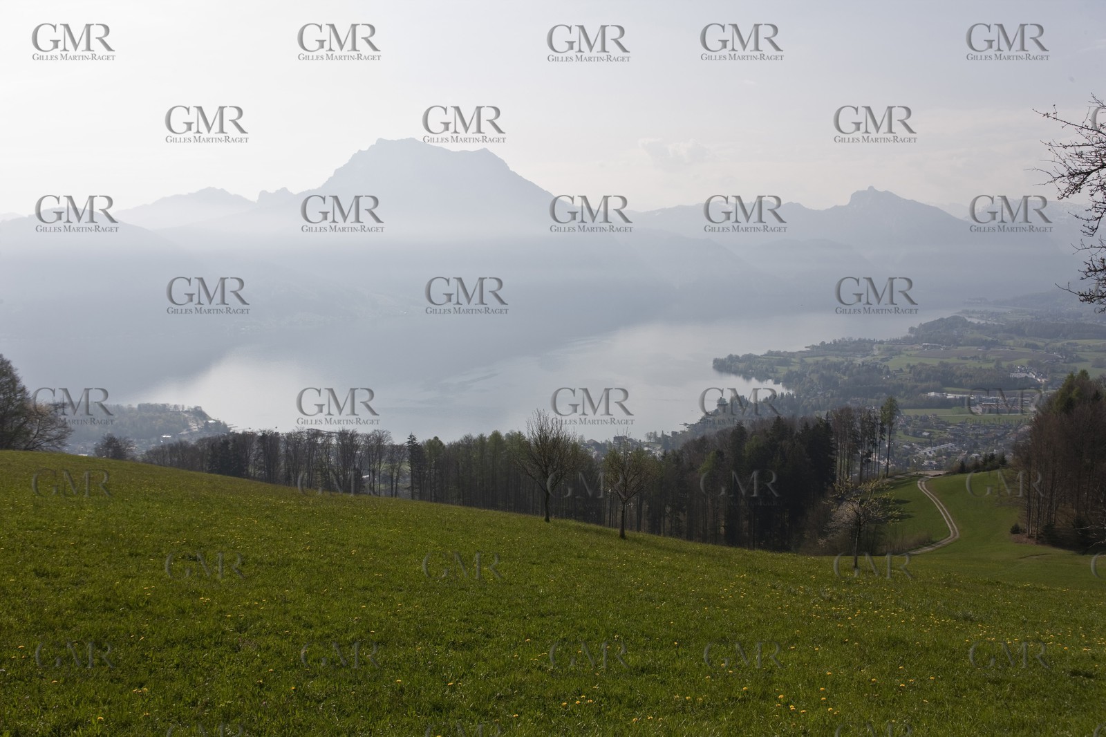 27 04 2010 - Gmunden (Lake Traunsee, Austria) - RC44 World Championship 2010 - BMW ORACLE Racing - Training