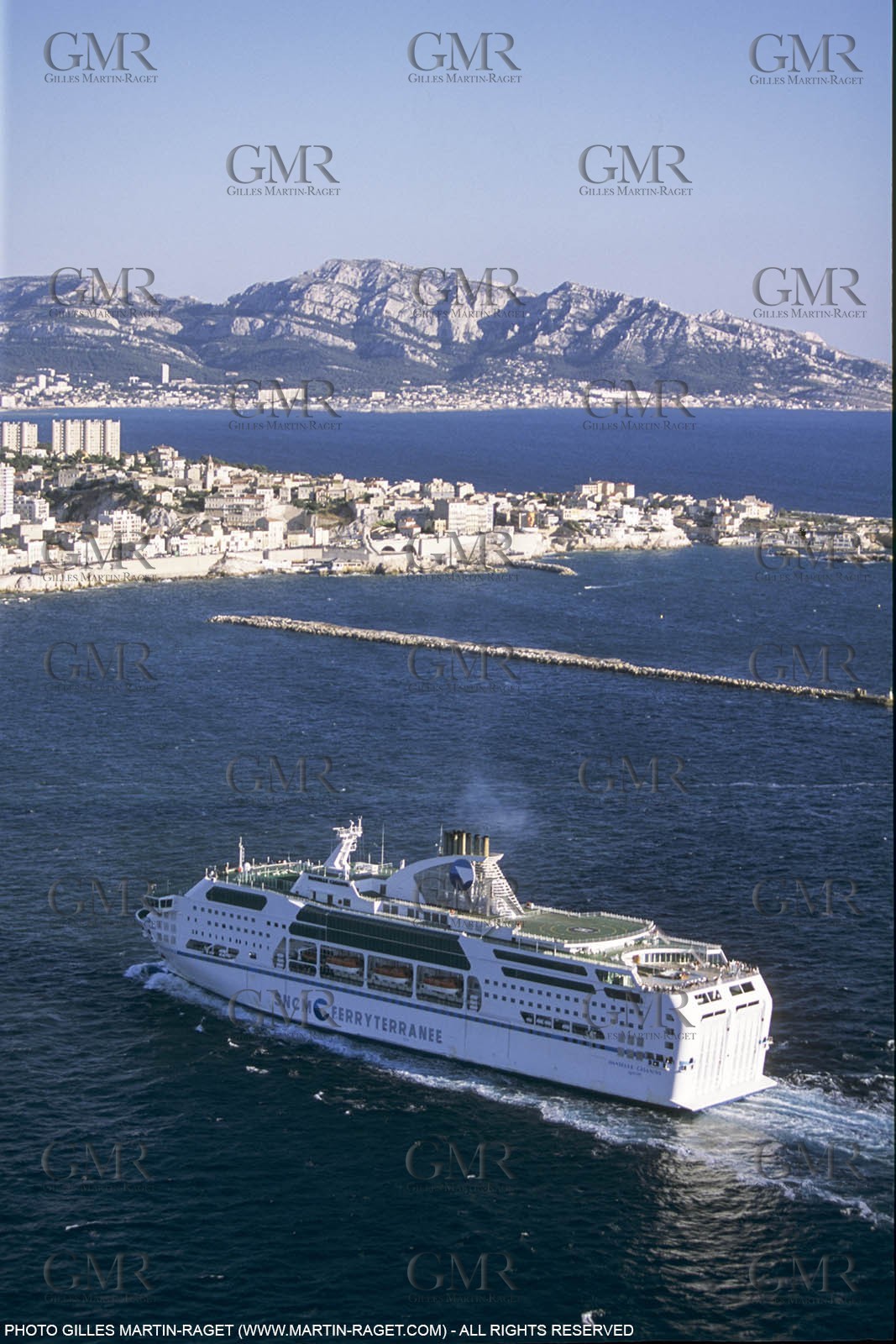 France, Provence, Marseille, Port de commerce, opérations portuaires, métiers de la mer