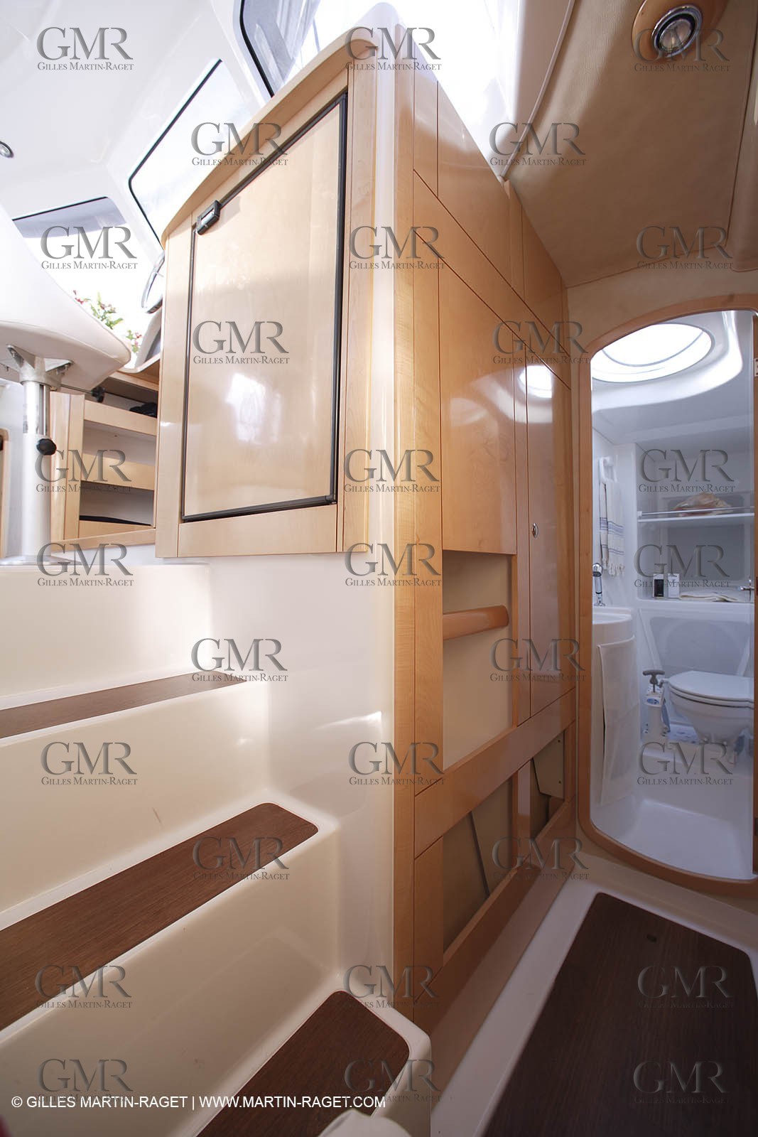 23 07 07 - La Rochelle - Chantier Fountaine Pajot - Highland