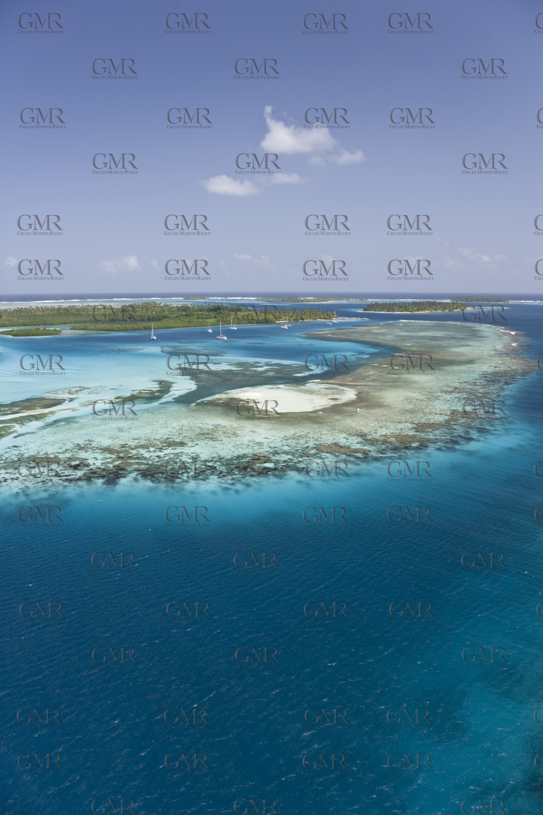 01 02 2008 - San Blas Archipelago (Panama) - Motor Yacht Senses