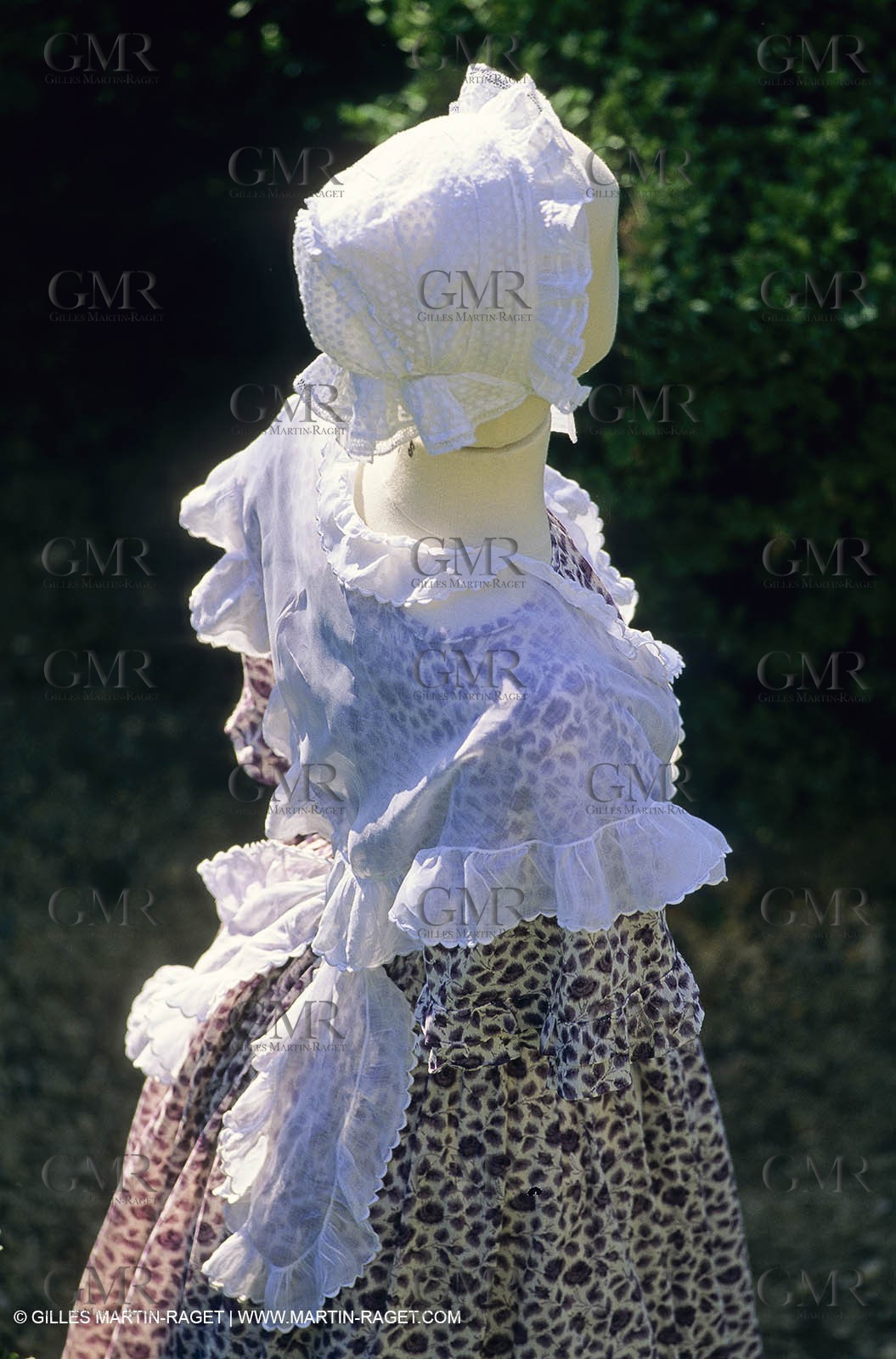Boutis - cloths from Provence - Cstles costumes exhibition
