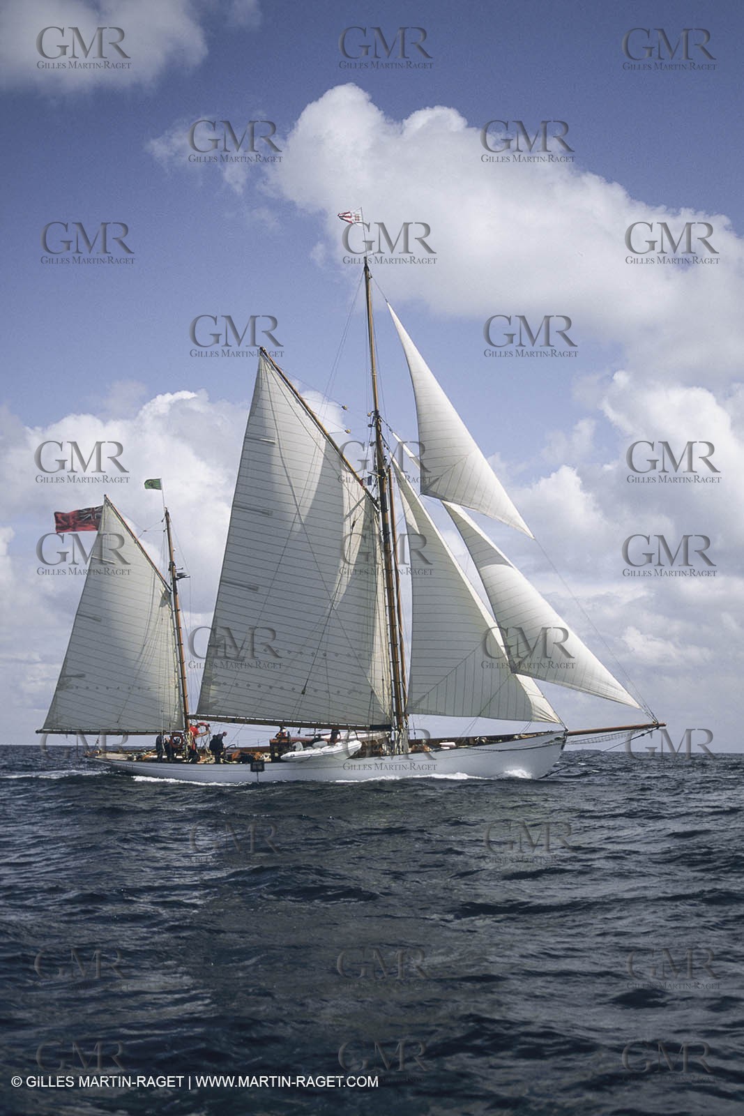 Classic Yachts, Kentra