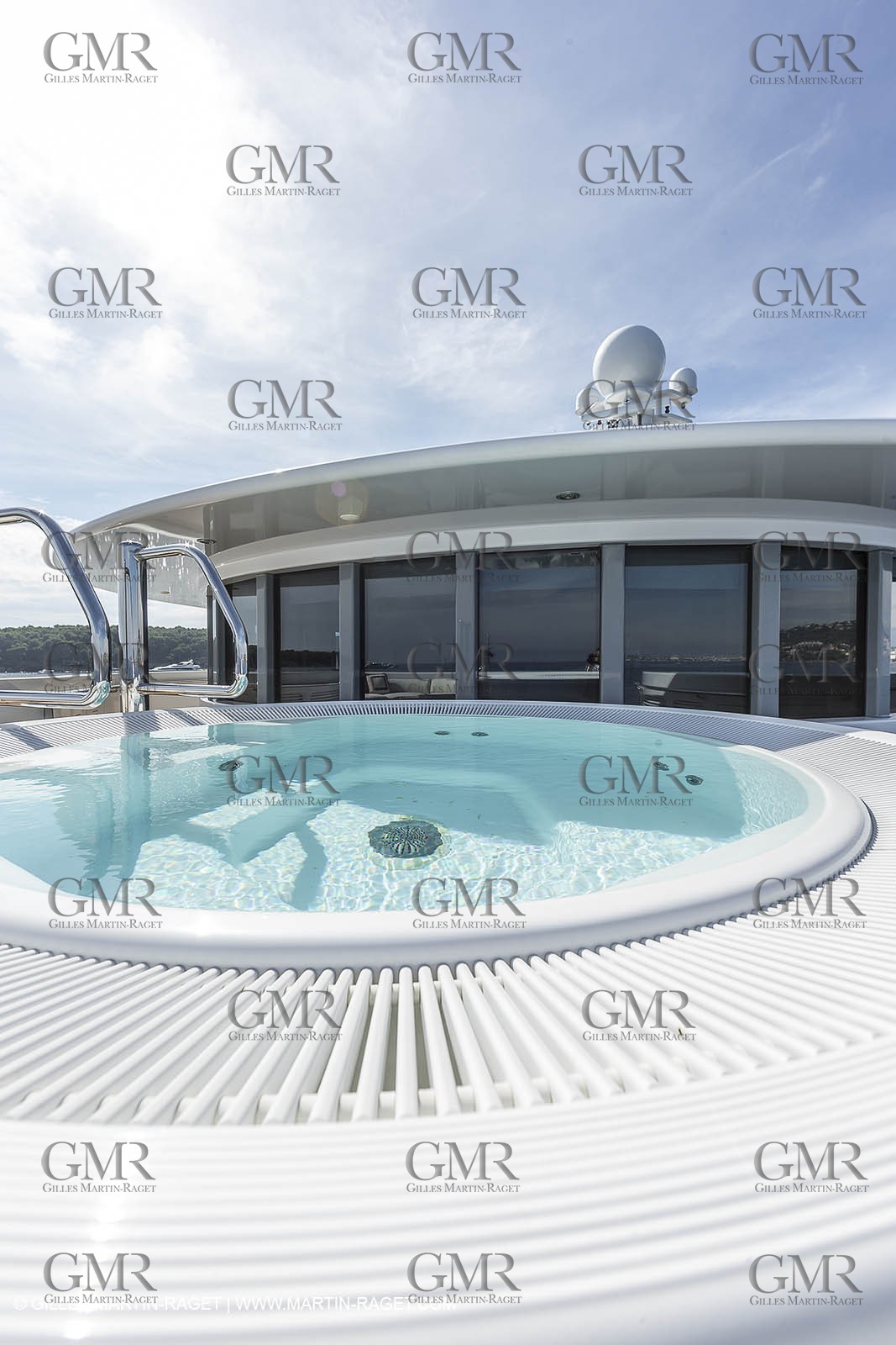 21 09 2014 - Cannes (FRA,83), Motor yacht TV