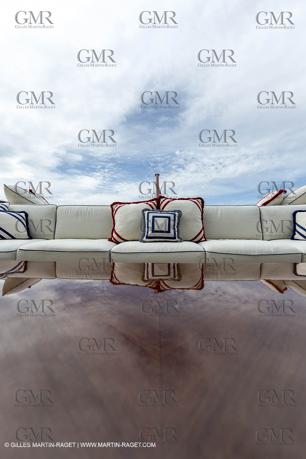 21 09 2014 - Cannes (FRA,83), Motor yacht TV