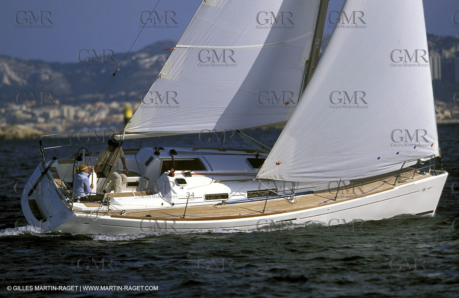 Monocoque de croisiere sous voile