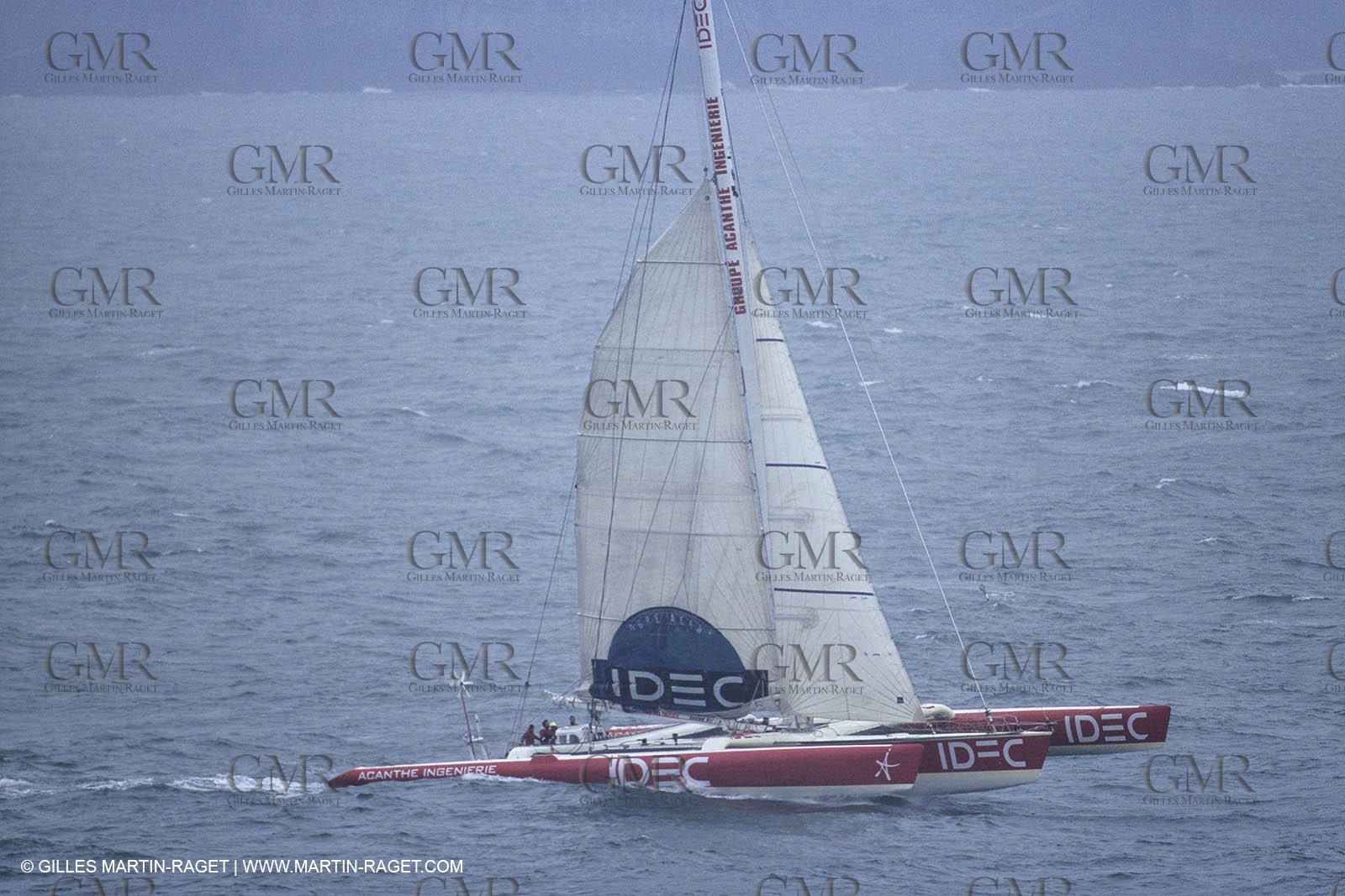 Sailing, Offshore racing, records, Round The World non stop solo, Idec, Francis Joyon