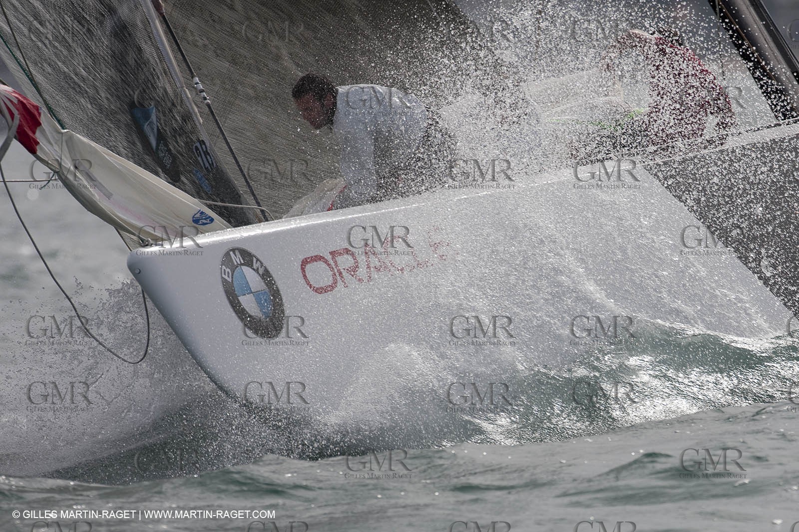 01 02 2009 - Auckland (NZL) -  Louis Vuitton Pacific Series -  Racing Day 4 - Round Robin 2 - BMW ORACLE RAcing Vs Pataugas by K-Challenge