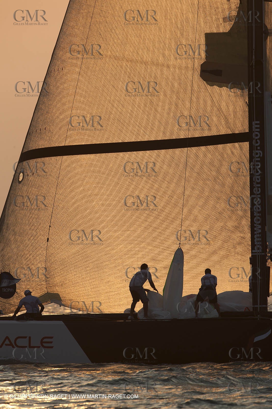 14 11 2010 - Dubai (UAE) - Dubai Louis Vuitton Trophy -  BMW ORACLE Racing - Training - Race Day 1