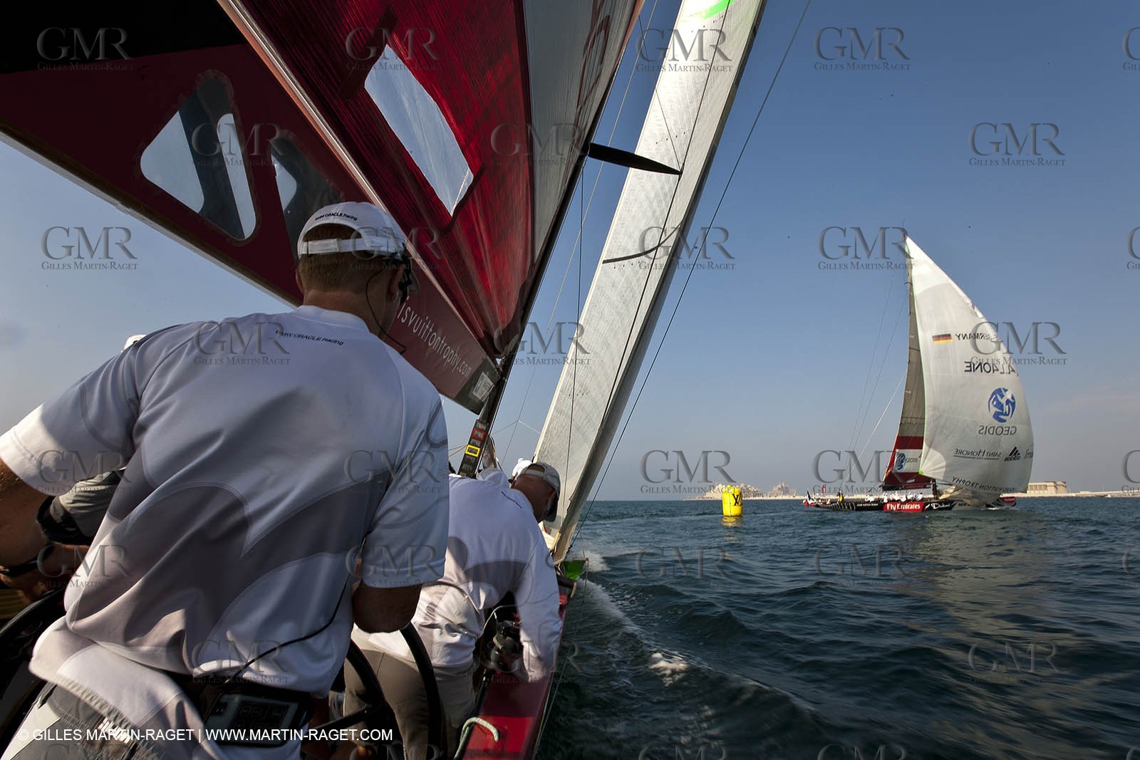14 11 2010 - Dubai (UAE) - Dubai Louis Vuitton Trophy -  BMW ORACLE Racing - Training - Onboard Vs All 4 one