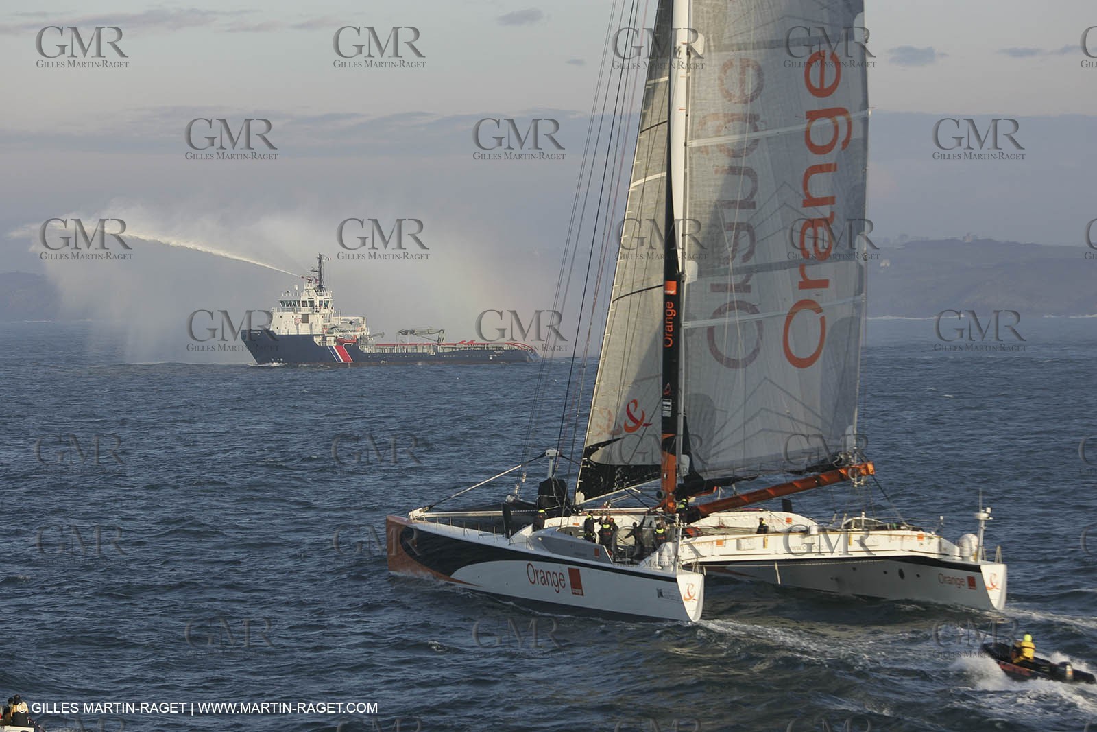 Orange II - 2005 Jules Verne Trophy finish in Brest - At sea