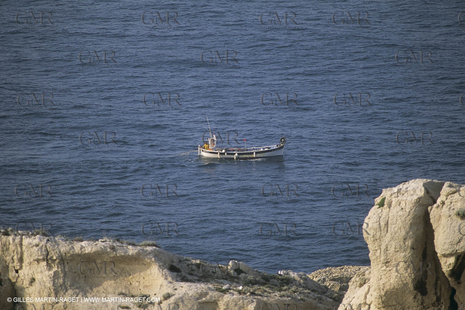 Pêche, barques, pointus, pêcheurs