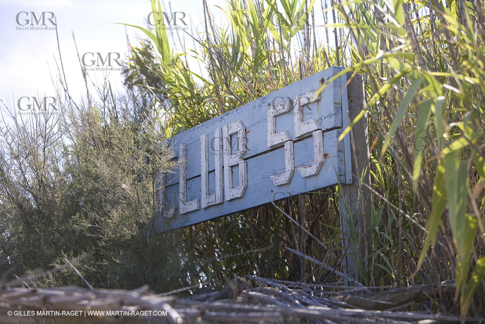 06 09 2007 - Saint Tropez (FRA, 83) - Superyachts - Motoryachts - Mangusta 92 Triple Fun in Saint Tropez - Mooring at Club 55 at Pampelonne Beach