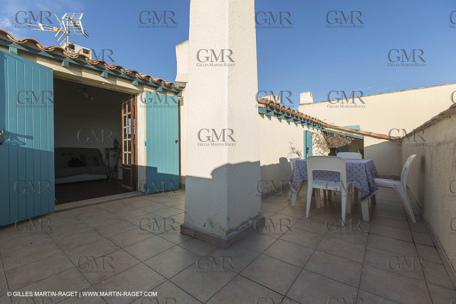 27 01 2013 - Les Saintes Maries de la Mer - Crinc Blanc residency