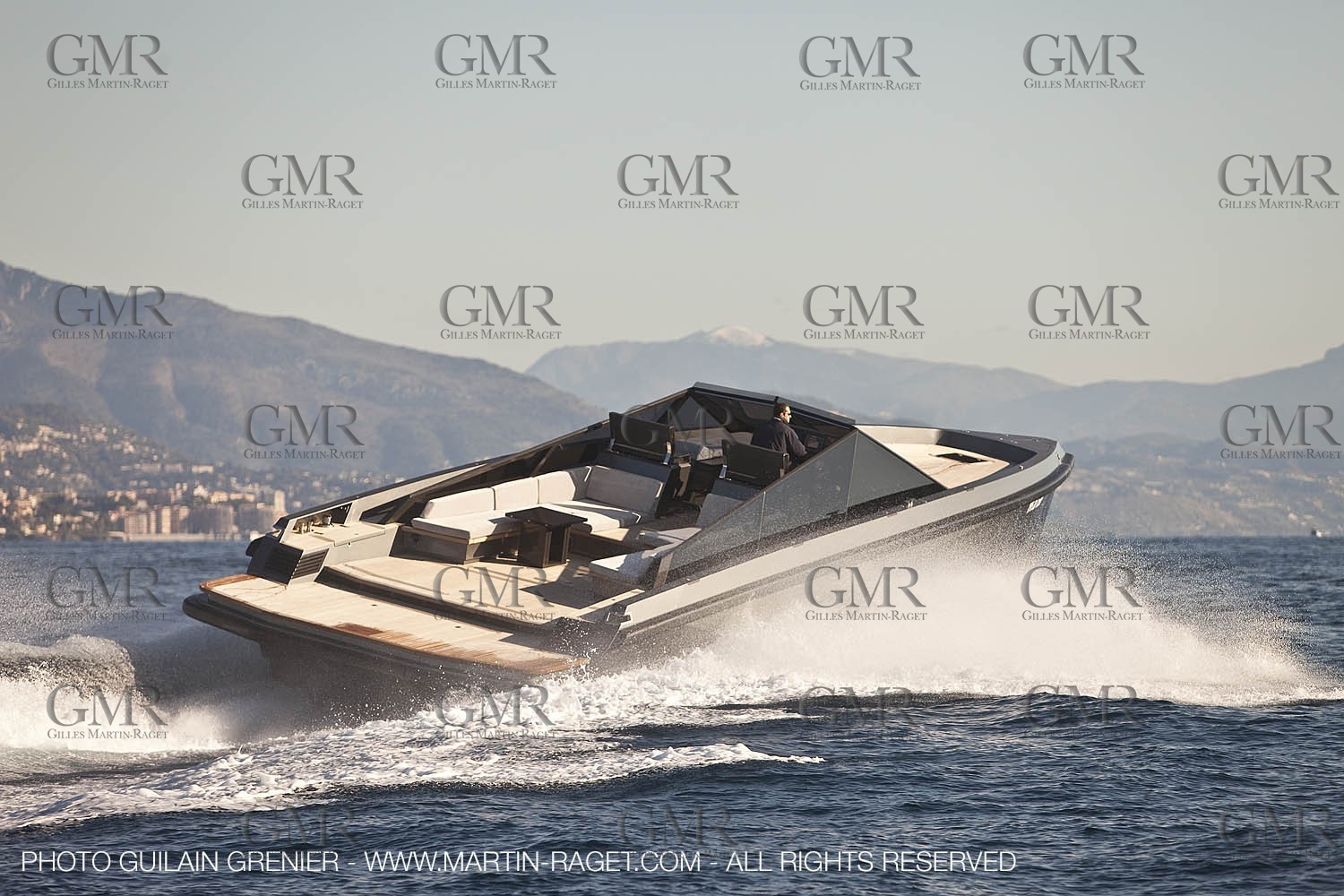 11 11 2009 - Saint Jean Cap Ferrat (FRA,06) Wally Yachts - Wallypower 55