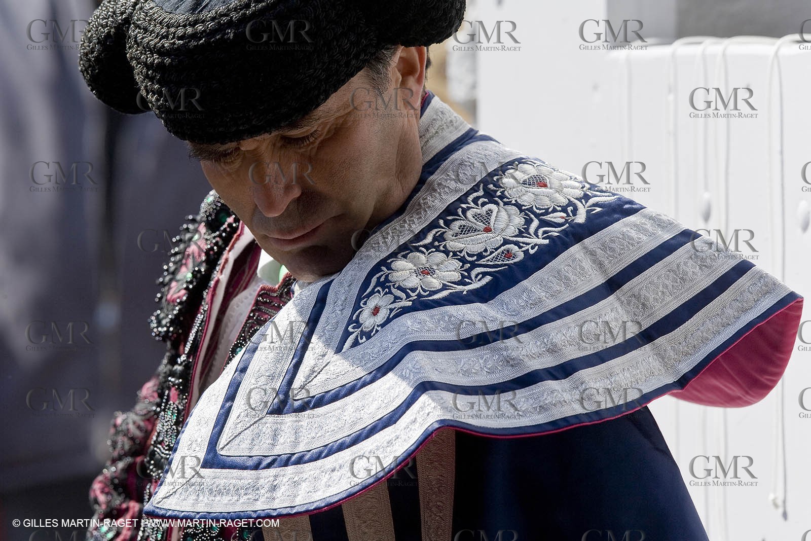 25 03 2008 - Arles (FRA, 13) - Feria 2008 - Bullfight with horses