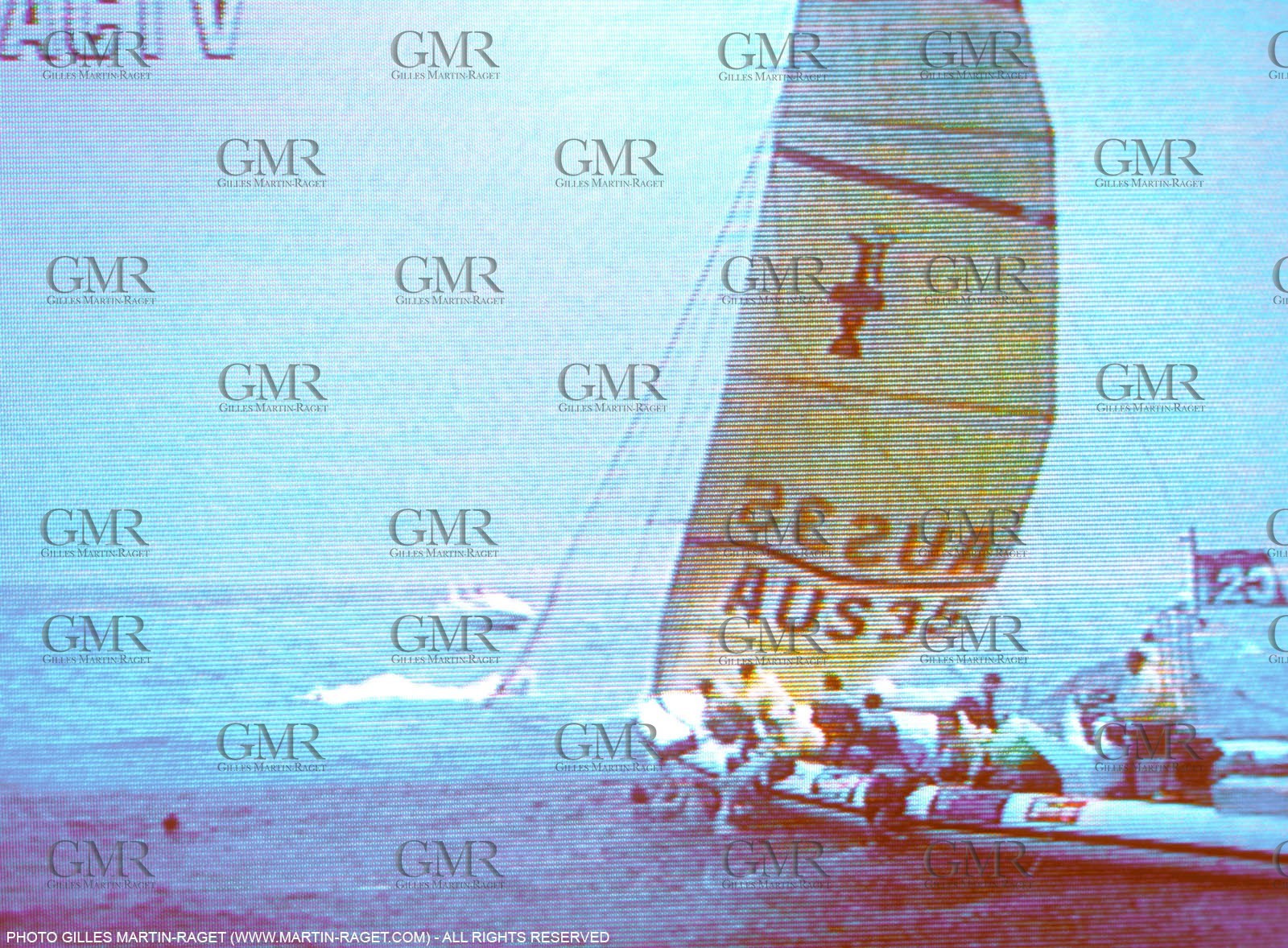 America's Cup, San Diego 1995 Australia One sinking