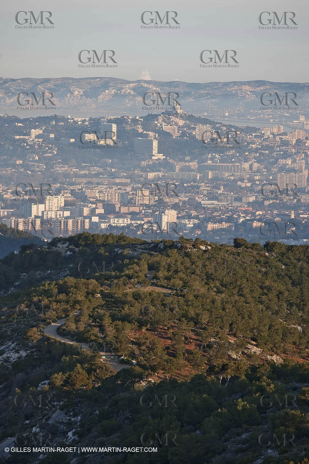 04 04 2009 - Marseille (FRA, 13) - Les Calanques - Marseille as seen from the Baou rond summit (Sormiou heights)