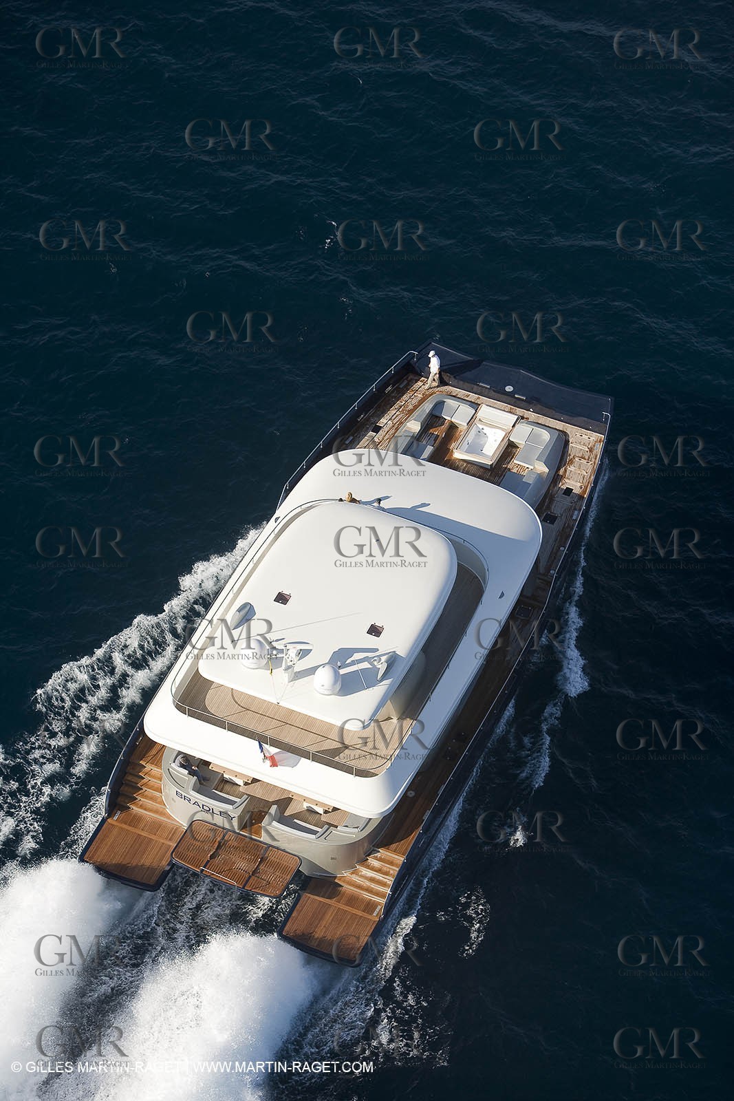 13-07-07 - La Ciotat (FRANCE) - MotorYacht - Chantier H2X