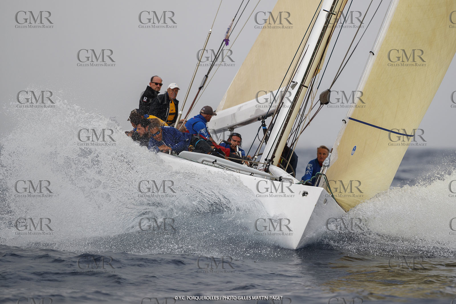 19 06 2024, Porquerolles Island (FRA), Championnat du monde des 12 m JI 2024, Race Day 1