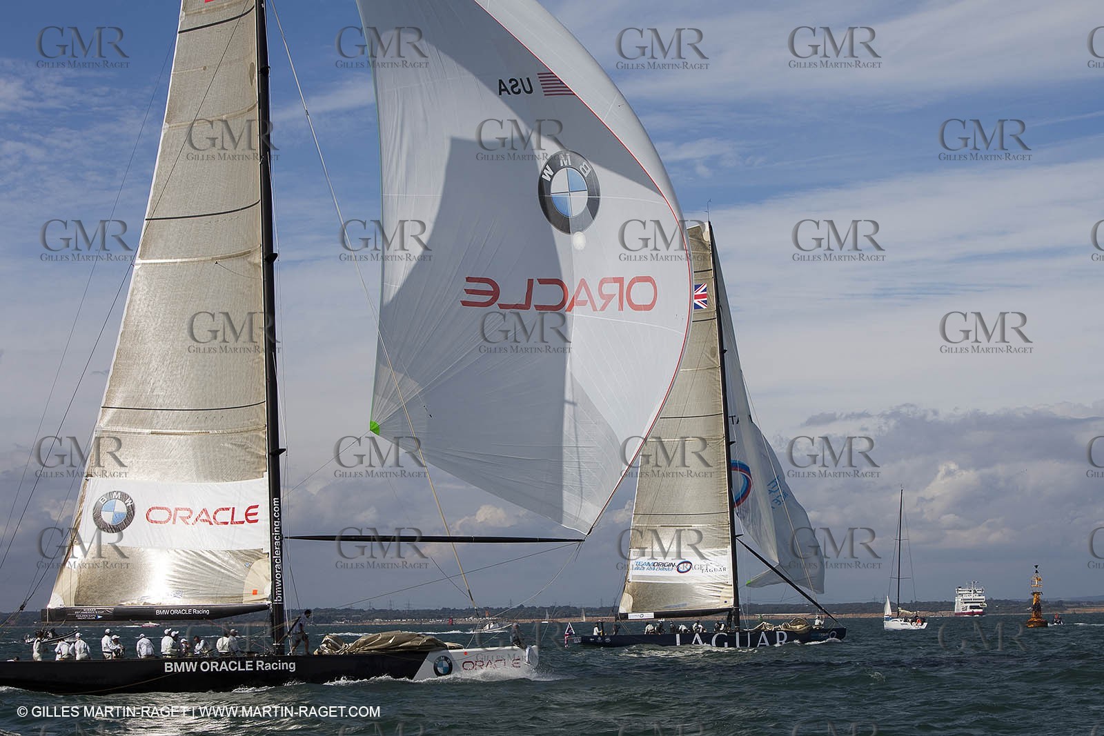03 08 2010 - Cowes (UK, IOW) - The 1851 Cup -  BMW ORACLE Racing - Day 1.