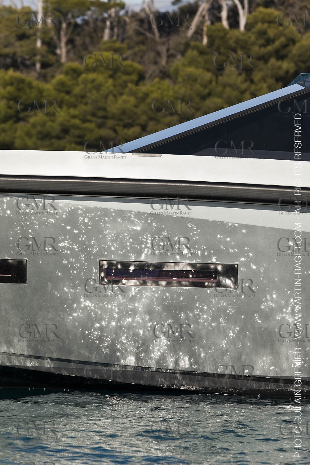 11 11 2009 - Saint Jean Cap Ferrat (FRA,06) Wally Yachts - Wallypower 55