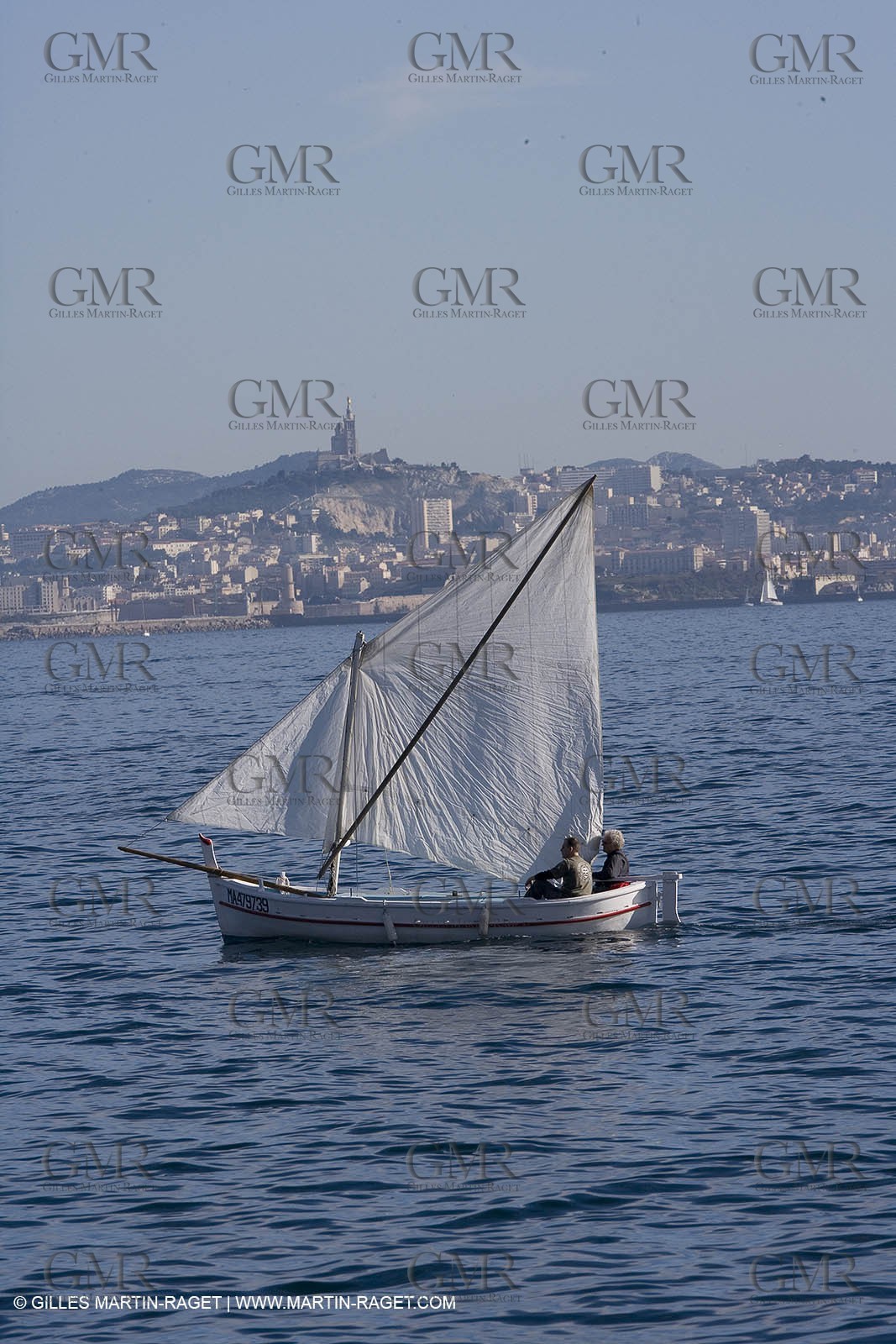 04 03 2007 - Marseilles (FRA) - La Nerthe off L'estaque (Marseille Neighorhood) - Dominique Pons