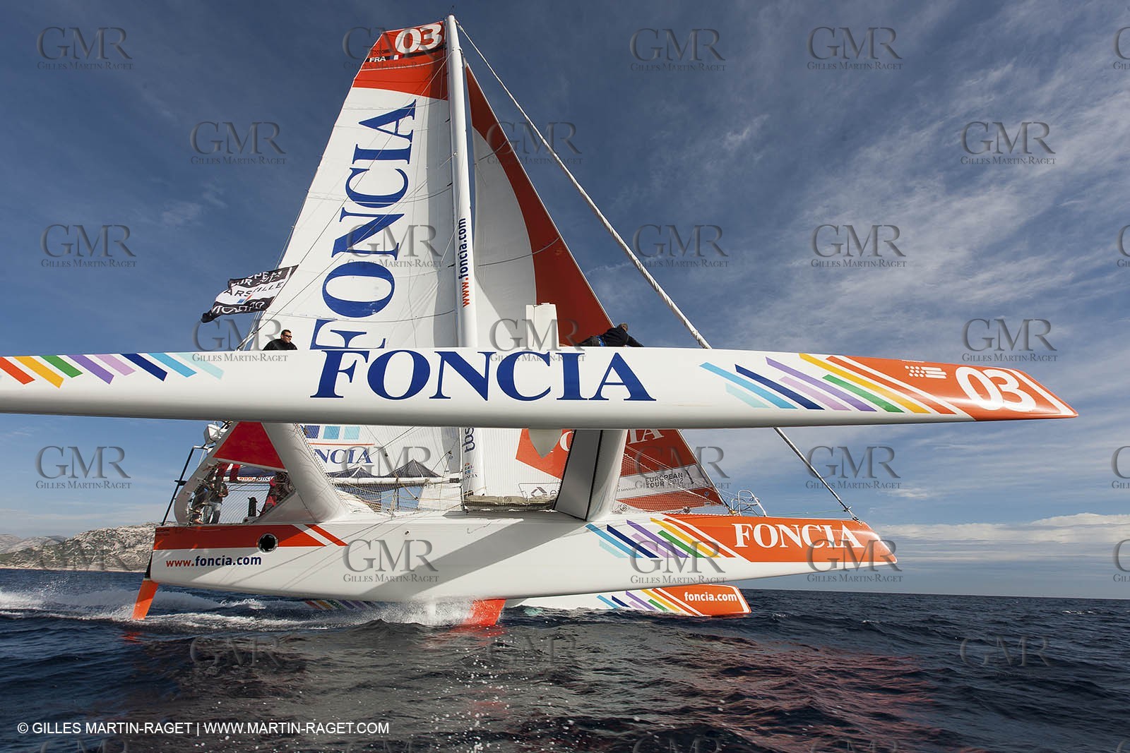 27 09 2012 - Marseille (FRA,13) - Alpari World Match Race Tour - Match Race France 2012 - Day 3 - Quarter finals - Matc Racing specialists sail on Foncia