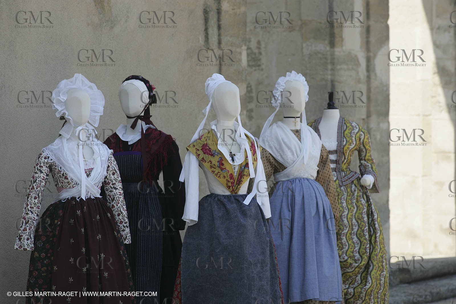 May 2004 - La Tour d'Aigues (FRA, 84) - Old costumes for women of the South exhibition