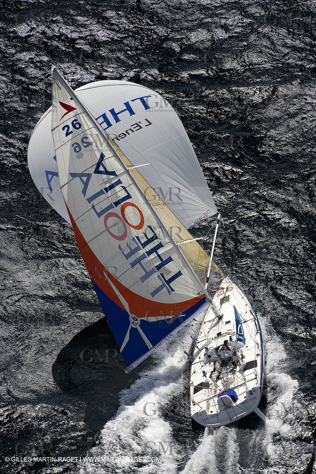 06-26-2007 - FIGARO II - THEOLIA - Skipper : Robert Nagy - Training off Marseille (south France) with strong wind conditions