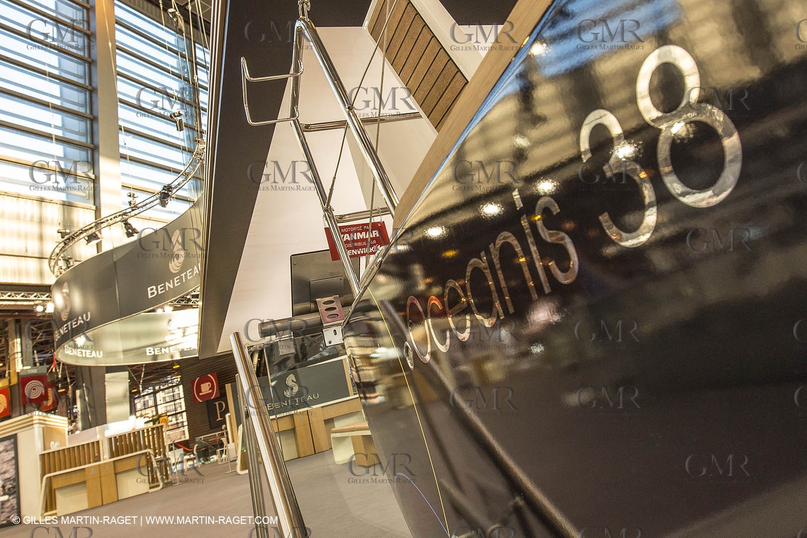 10 12 2013 - Paris (FRA,75) - Salon Nautique de Paris - Stand Beneteau