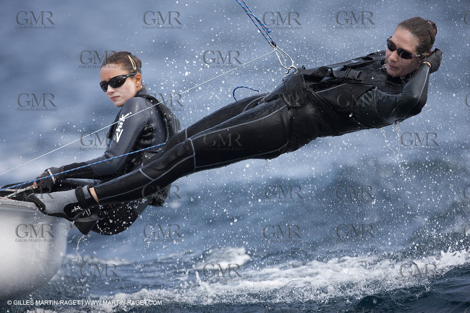 20 04 2010 - Hyères (FRA,83) - SOF 2010 - ZHIK Team - 470 fem -  Ingrid Petitjean - Nadège Douroux